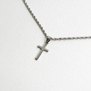 Silver Classic Cross Pendant Rope Chain Necklace
